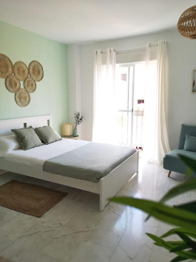 Acogedor estudio en el centro histórico de Málaga Apartamento Exterior foto